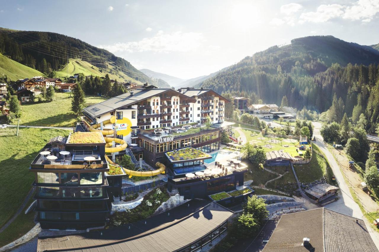 Almhof Family Und Wellness Resort Gerlos Exterior photo