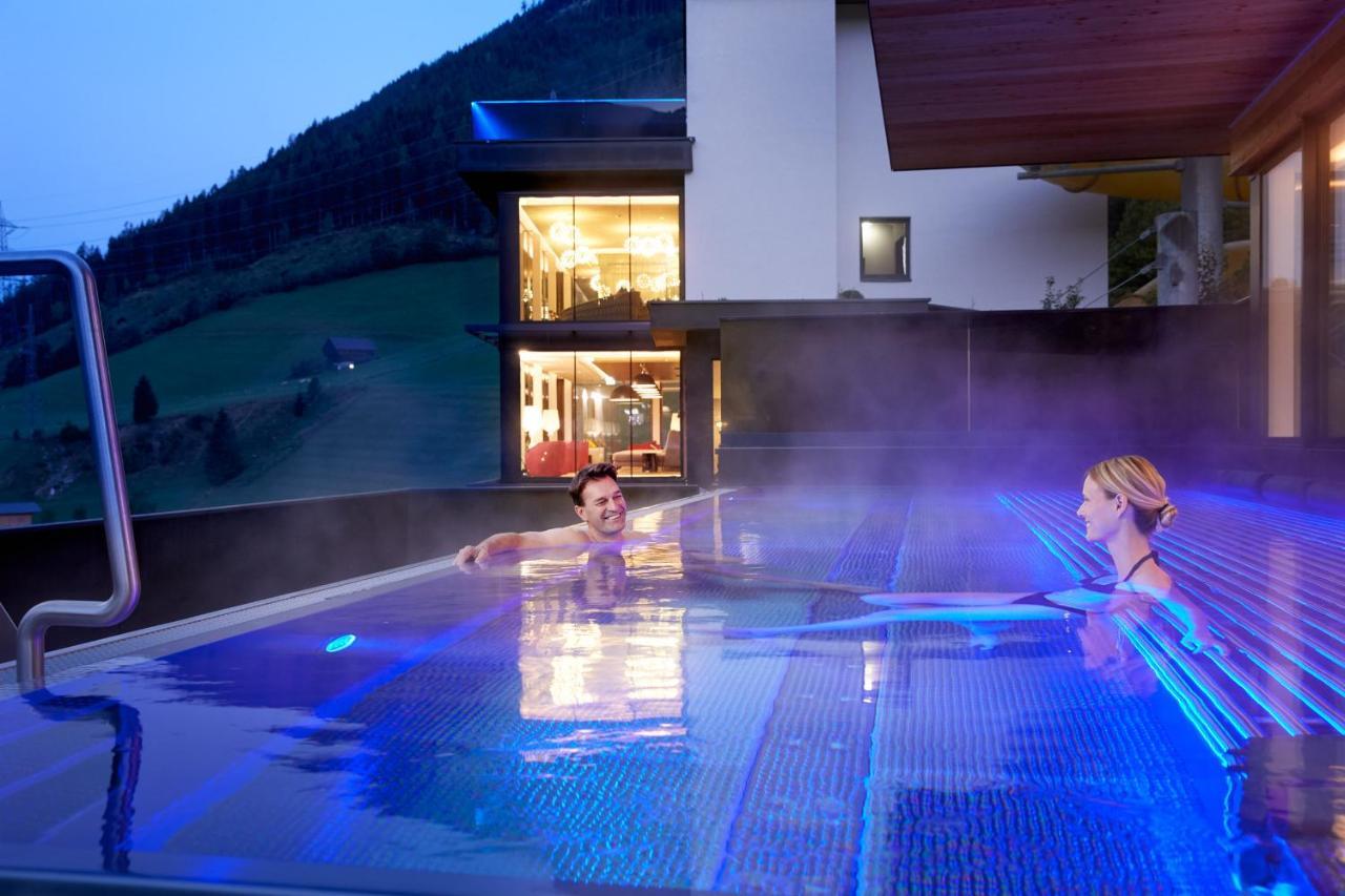 Almhof Family Und Wellness Resort Gerlos Exterior photo